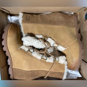 Sorel Joan if Arctic Wedge